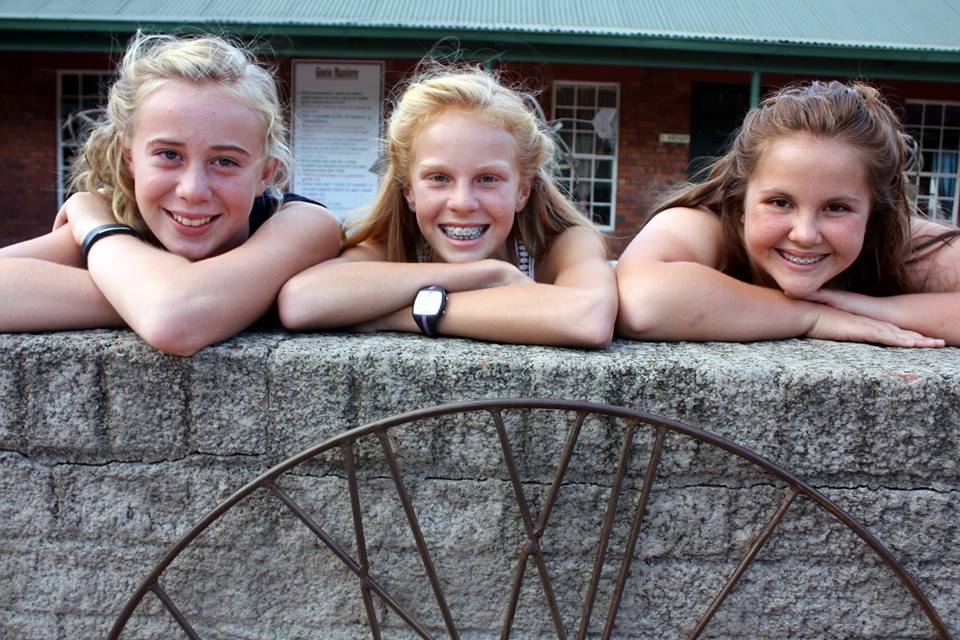 wiel_3_meisies_sokkie